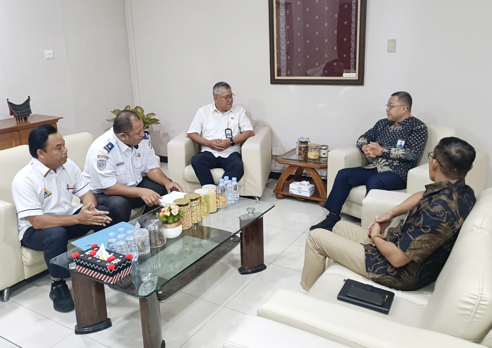 Kepala BTP Kelas I Medan Jimmy Michael Gultom beserta jajaran saat melaksanakan kunjungan kerja ke Kantor Perwakilan BPKP Sumut